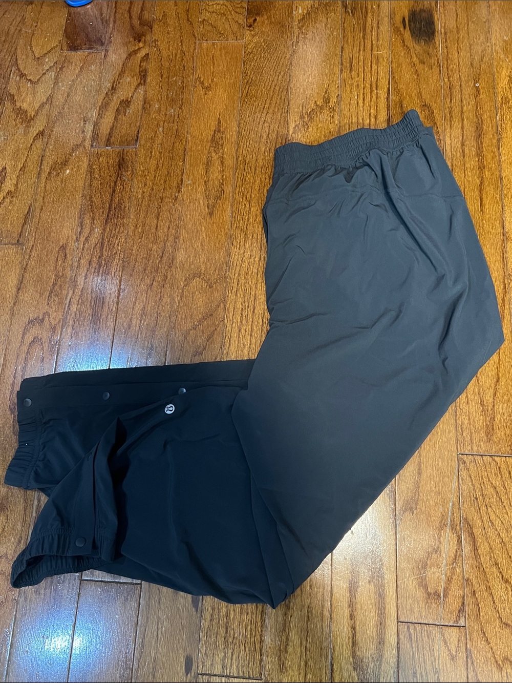 176. Lululemon size 14 Tear Away Mid Rise Track Pant Gray 14 - Picture 9 of 13